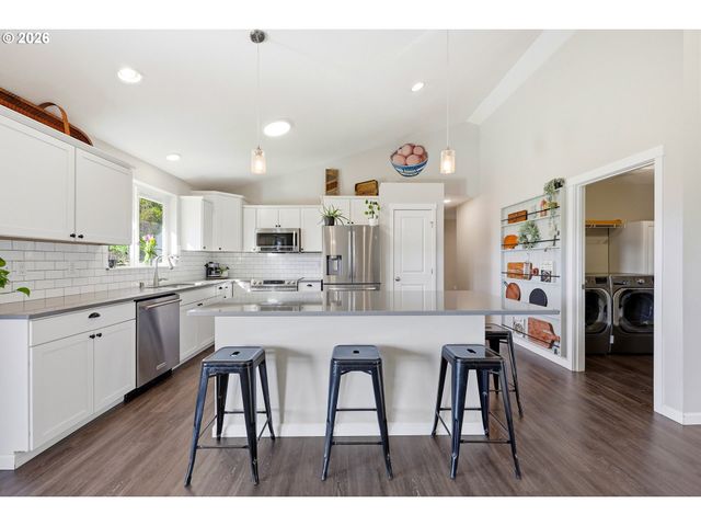 643 HUCKINS BUHMAN Rd, Washougal, WA 98671