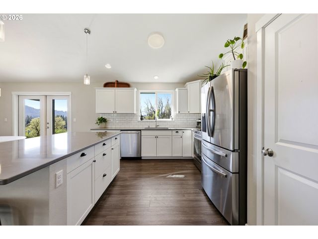 643 HUCKINS BUHMAN Rd, Washougal, WA 98671