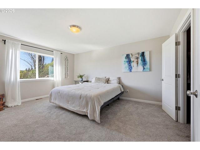 643 HUCKINS BUHMAN Rd, Washougal, WA 98671