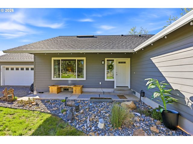 643 HUCKINS BUHMAN Rd, Washougal, WA 98671