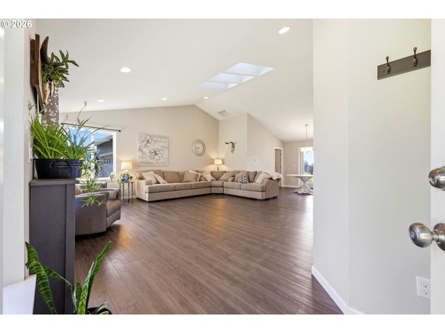 643 HUCKINS BUHMAN Rd, Washougal, WA 98671