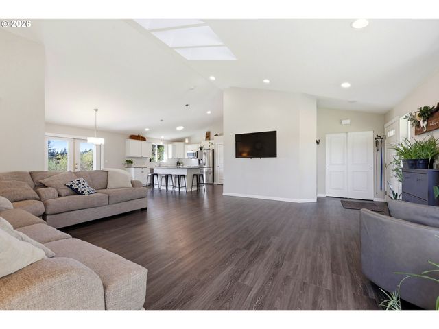 643 HUCKINS BUHMAN Rd, Washougal, WA 98671