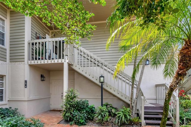 7616 Elmridge Drive 7-U, Boca Raton, FL 33433
