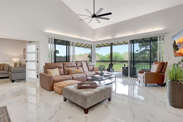 7616 Elmridge Drive 7-U, Boca Raton, FL 33433