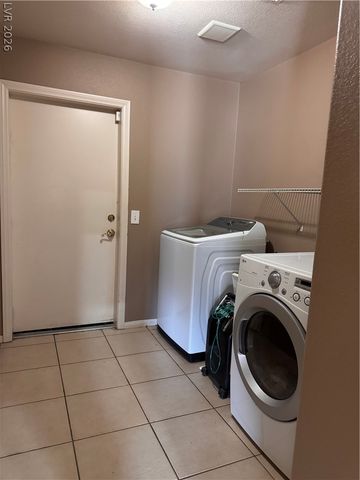 2011 South Highland Avenue, Pahrump, NV 89048
