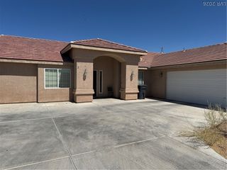 2011 South Highland Avenue, Pahrump, NV 89048