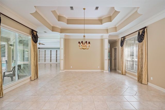 629 Stonewall Jackson Drive, Conroe, TX 77302