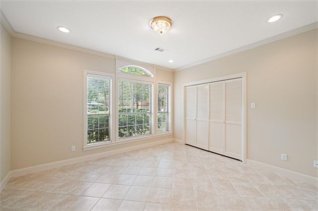 629 Stonewall Jackson Drive, Conroe, TX 77302