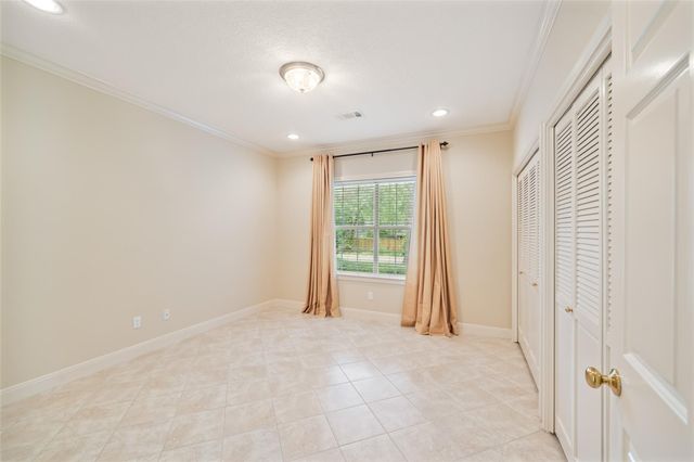 629 Stonewall Jackson Drive, Conroe, TX 77302