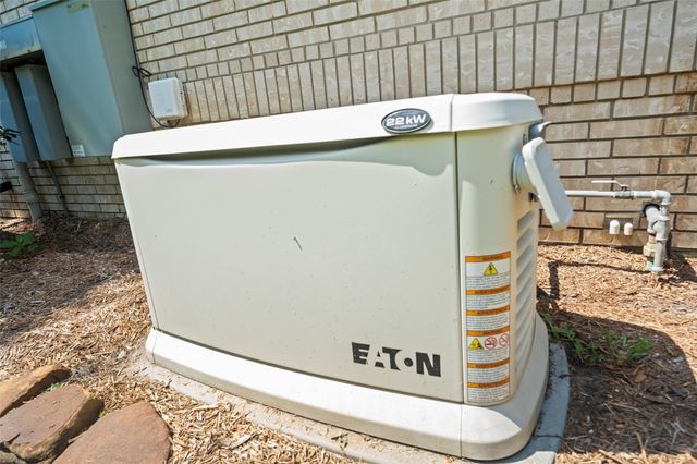 629 Stonewall Jackson Drive, Conroe, TX 77302