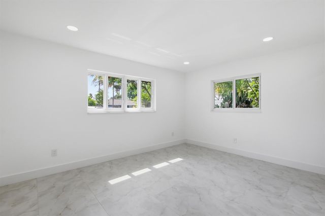 401 SE 1st Avenue, Pompano Beach, FL 33060