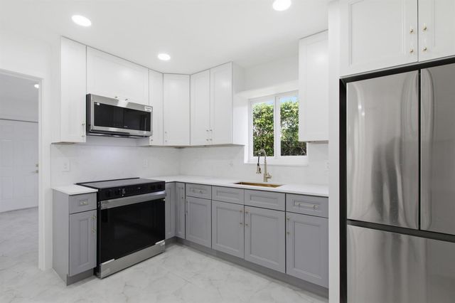 401 SE 1st Avenue, Pompano Beach, FL 33060