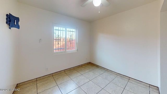 1132 W Knox Place, Tucson, AZ 85705