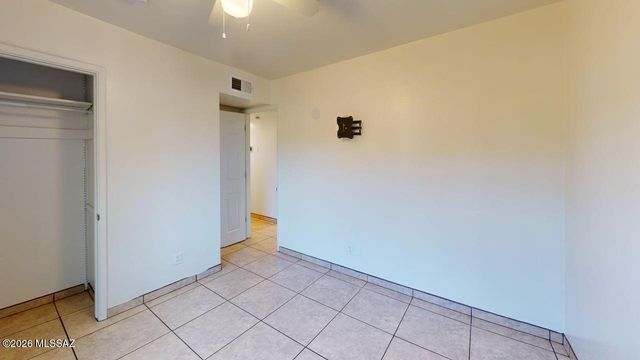 1132 W Knox Place, Tucson, AZ 85705