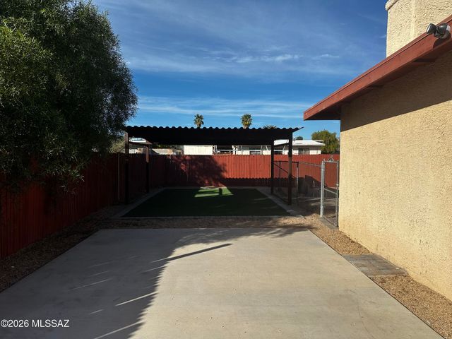 1132 W Knox Place, Tucson, AZ 85705