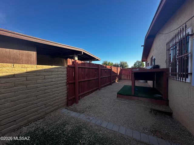 1132 W Knox Place, Tucson, AZ 85705