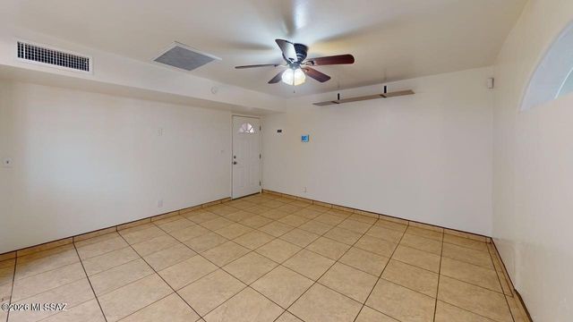 1132 W Knox Place, Tucson, AZ 85705