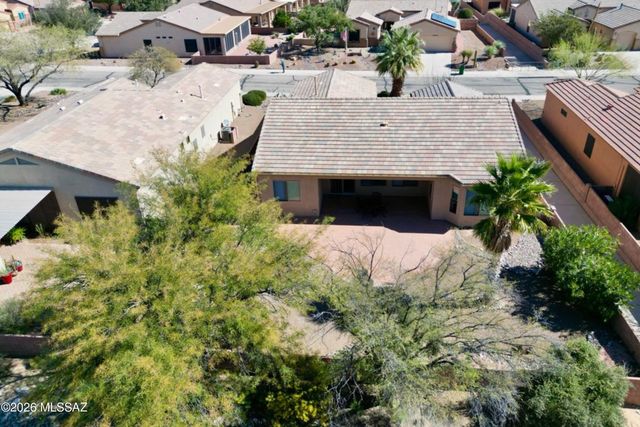 433 N Mountain Brook Drive, Green Valley, AZ 85614