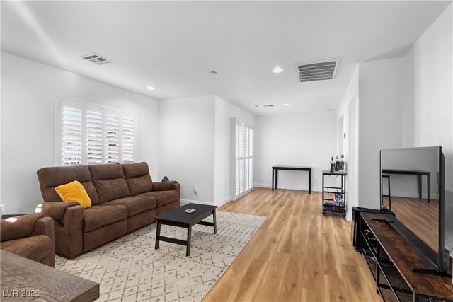 9017 Becoming Court, Las Vegas, NV 89149