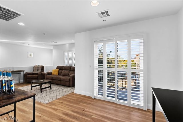 9017 Becoming Court, Las Vegas, NV 89149