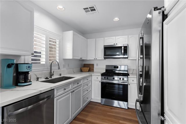 9017 Becoming Court, Las Vegas, NV 89149