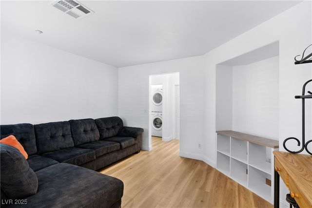 9017 Becoming Court, Las Vegas, NV 89149