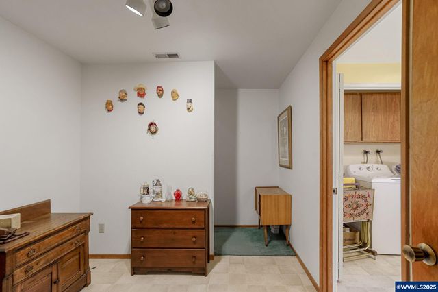 3262 Winslow Wy NW, Salem, OR 97304