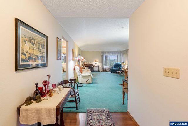 3262 Winslow Wy NW, Salem, OR 97304