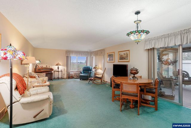 3262 Winslow Wy NW, Salem, OR 97304