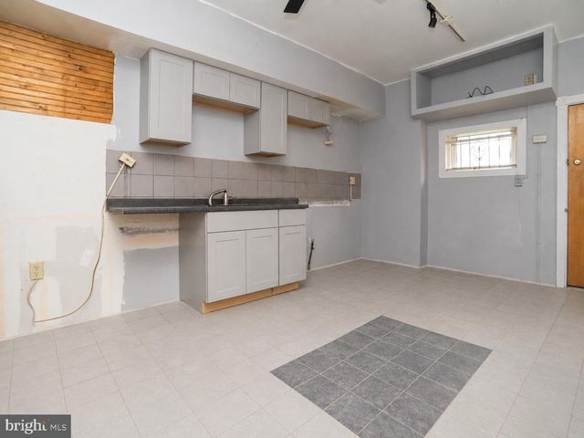 5644 CATHARINE ST, Philadelphia, PA 19143