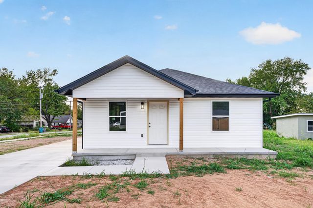 1451 N Lexington Avenue, Springfield, MO 65802