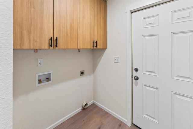 1451 N Lexington Avenue, Springfield, MO 65802