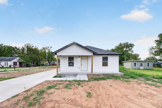 1451 N Lexington Avenue, Springfield, MO 65802