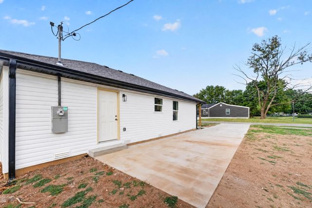 1451 N Lexington Avenue, Springfield, MO 65802