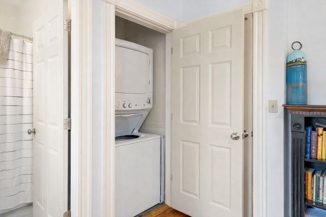 20 Porter St 3, Boston, MA 02130