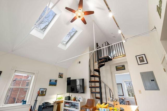 20 Porter St 3, Boston, MA 02130