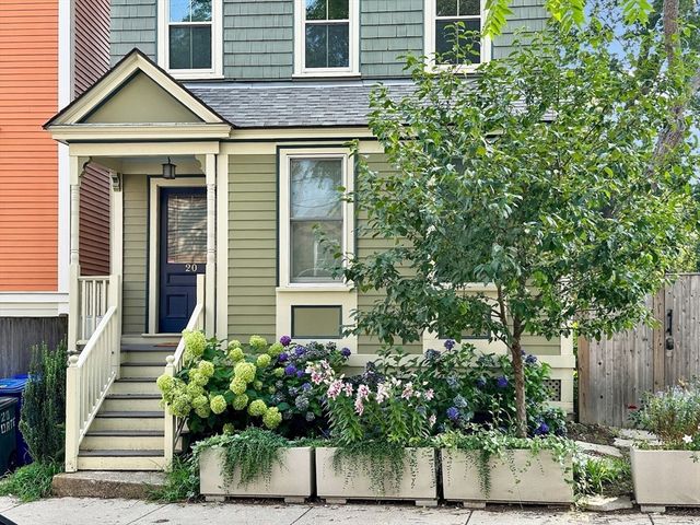 20 Porter St 3, Boston, MA 02130