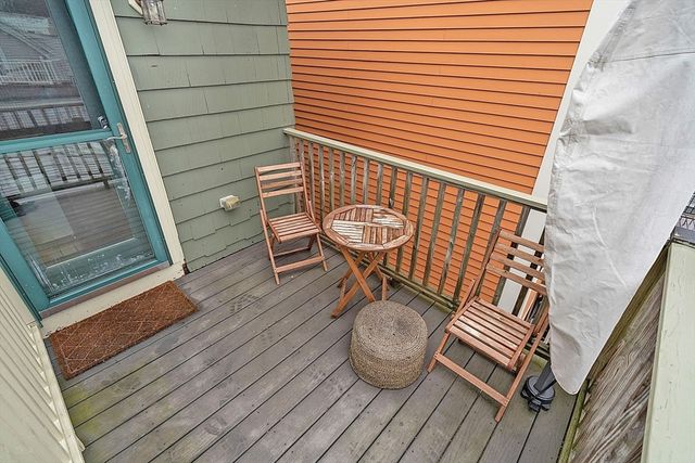 20 Porter St 3, Boston, MA 02130