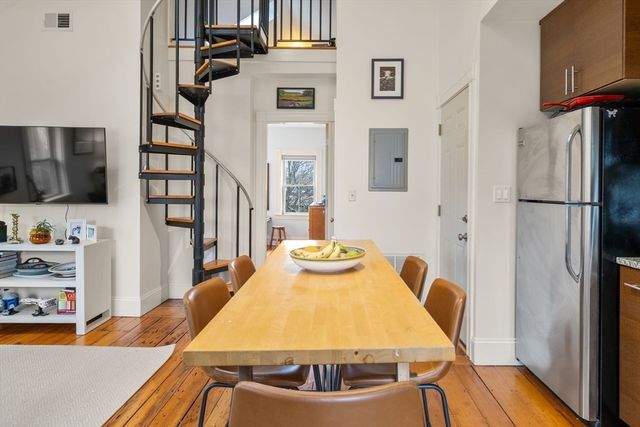 20 Porter St 3, Boston, MA 02130