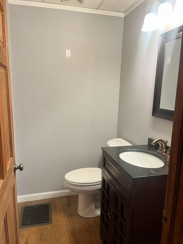 103 Cedar Hill Road, Lancaster, OH 43130
