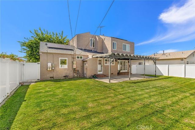 8418 Belford Avenue, Los Angeles, CA 90045