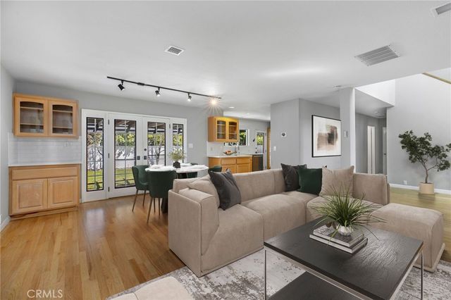 8418 Belford Avenue, Los Angeles, CA 90045