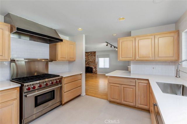 8418 Belford Avenue, Los Angeles, CA 90045