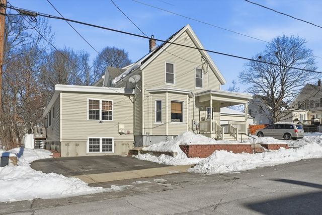 52 Church St, Gardner, MA 01440