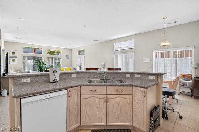 5525 Chicory Falls Court, Las Vegas, NV 89148