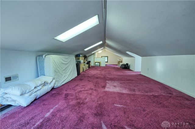 355 Hadley Avenue, Oakwood, OH 45419