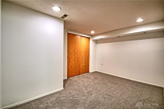 355 Hadley Avenue, Oakwood, OH 45419