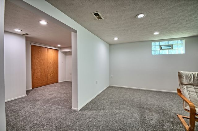 355 Hadley Avenue, Oakwood, OH 45419