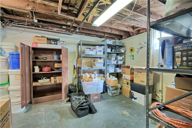 355 Hadley Avenue, Oakwood, OH 45419