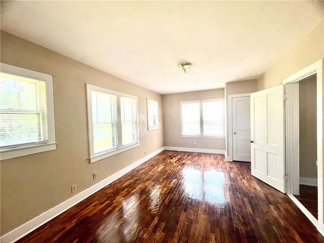 227 S Lynn Street, Nevada, MO 64772